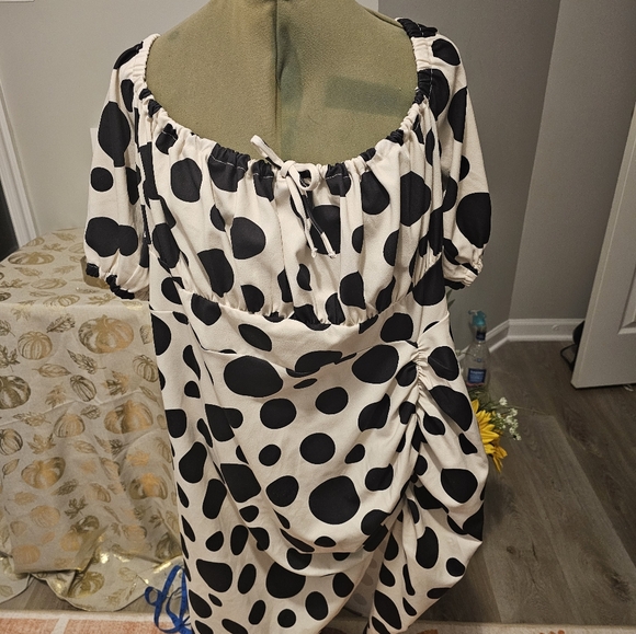 ASOS Curve Polka Dot Beige And Black Ruched Off-the-Shoulder Dress Sz 16 - Picture 7 of 10